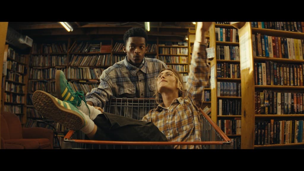 MORTEN & ARTBAT ft. Bonn. "Hollow", frame 1