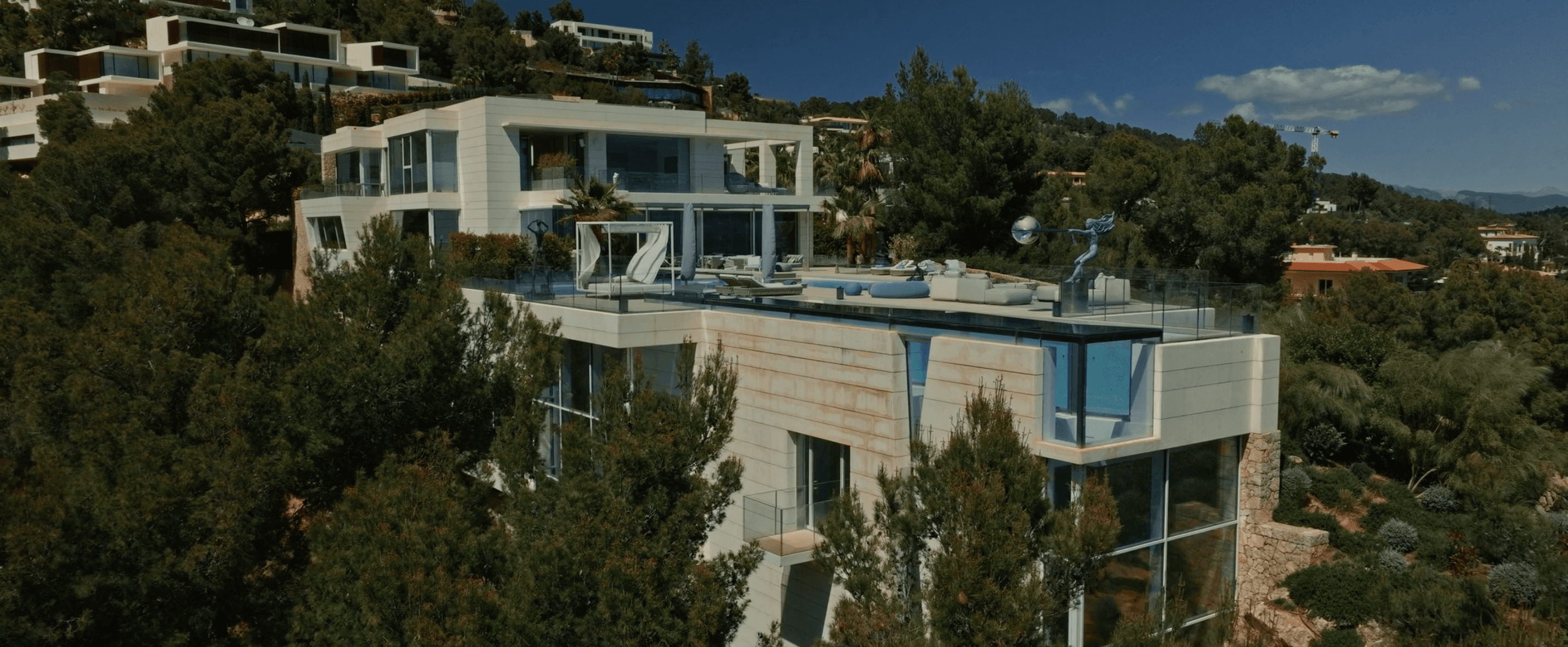 Mallorca Estate, frame 3